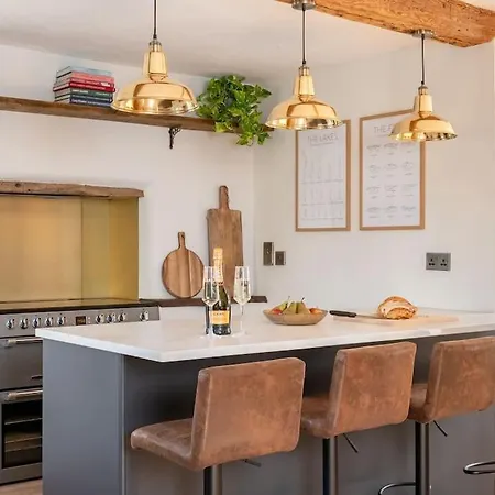 펜션 The Smithy Cumbria - 5 Star District Luxury, Pet Friendly, Hot Tub