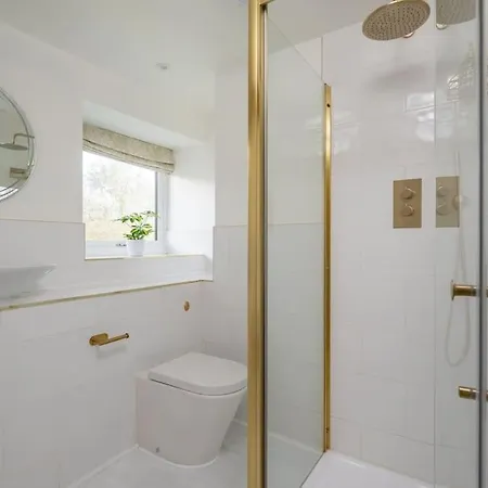 Holiday home 5 Star District Luxury, Pet Friendly, Hot Tub