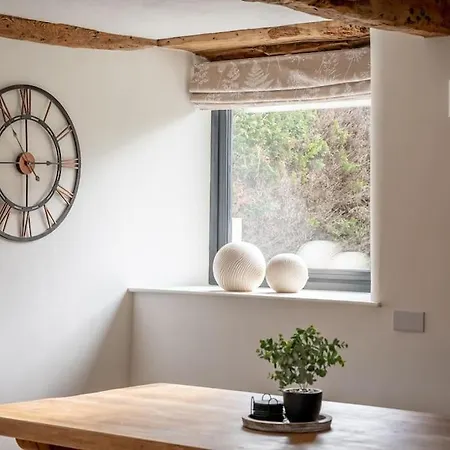 The Smithy Cumbria - 5 Star District Luxury, Pet Friendly, Hot Tub Ferienhaus