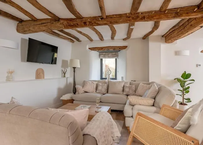 The Smithy Cumbria - 5 Star District Luxury, Pet Friendly, Hot Tub * Kendal