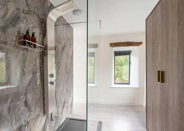 The Smithy Cumbria - 5 Star District Luxury, Pet Friendly, Hot Tub