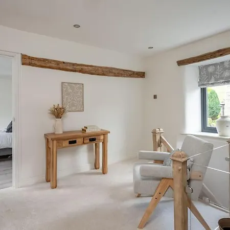 The Smithy Cumbria - 5 Star District Luxury, Pet Friendly, Hot Tub Kendal