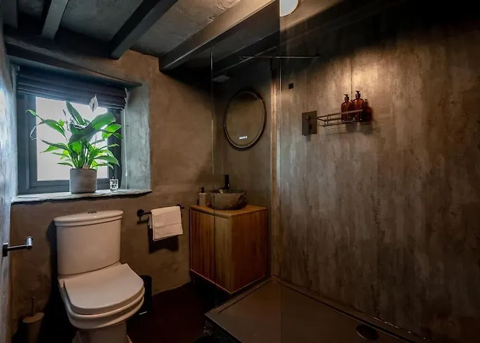 The Smithy Cumbria - 5 Star District Luxury, Pet Friendly, Hot Tub Kendal