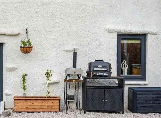 The Smithy Cumbria - 5 Star District Luxury, Pet Friendly, Hot Tub *