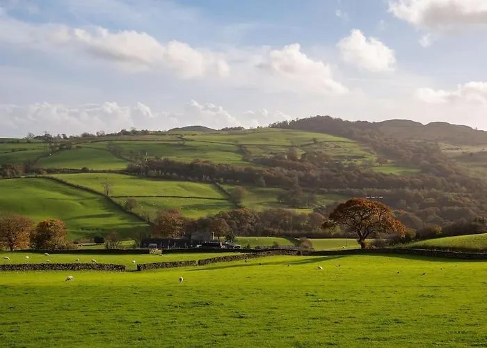 The Smithy Cumbria - 5 Star District Luxury, Pet Friendly, Hot Tub